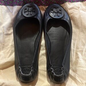 Tory Burch Black Leather Flats with Logo Emblem